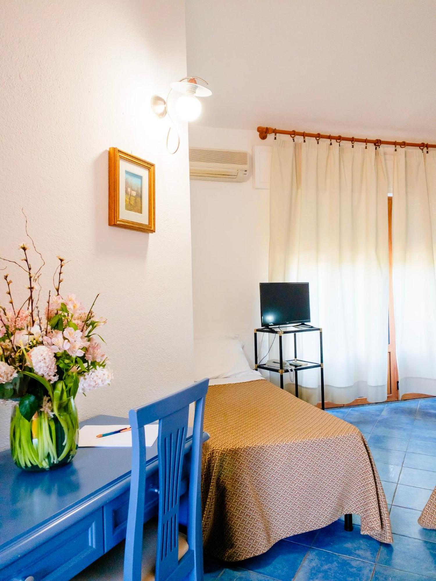 Hotel Donatella بوسادا المظهر الخارجي الصورة