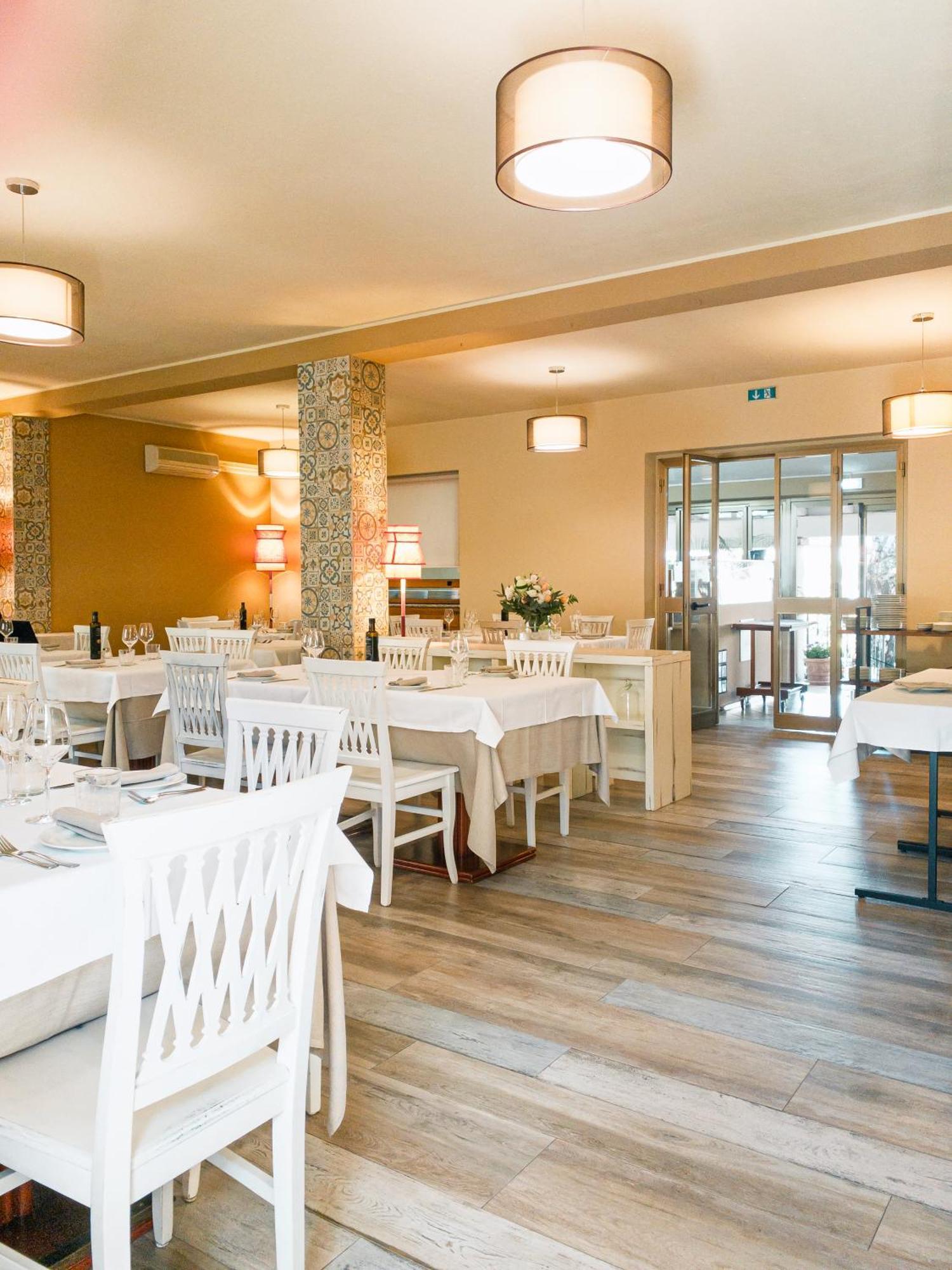 Hotel Donatella بوسادا المظهر الخارجي الصورة